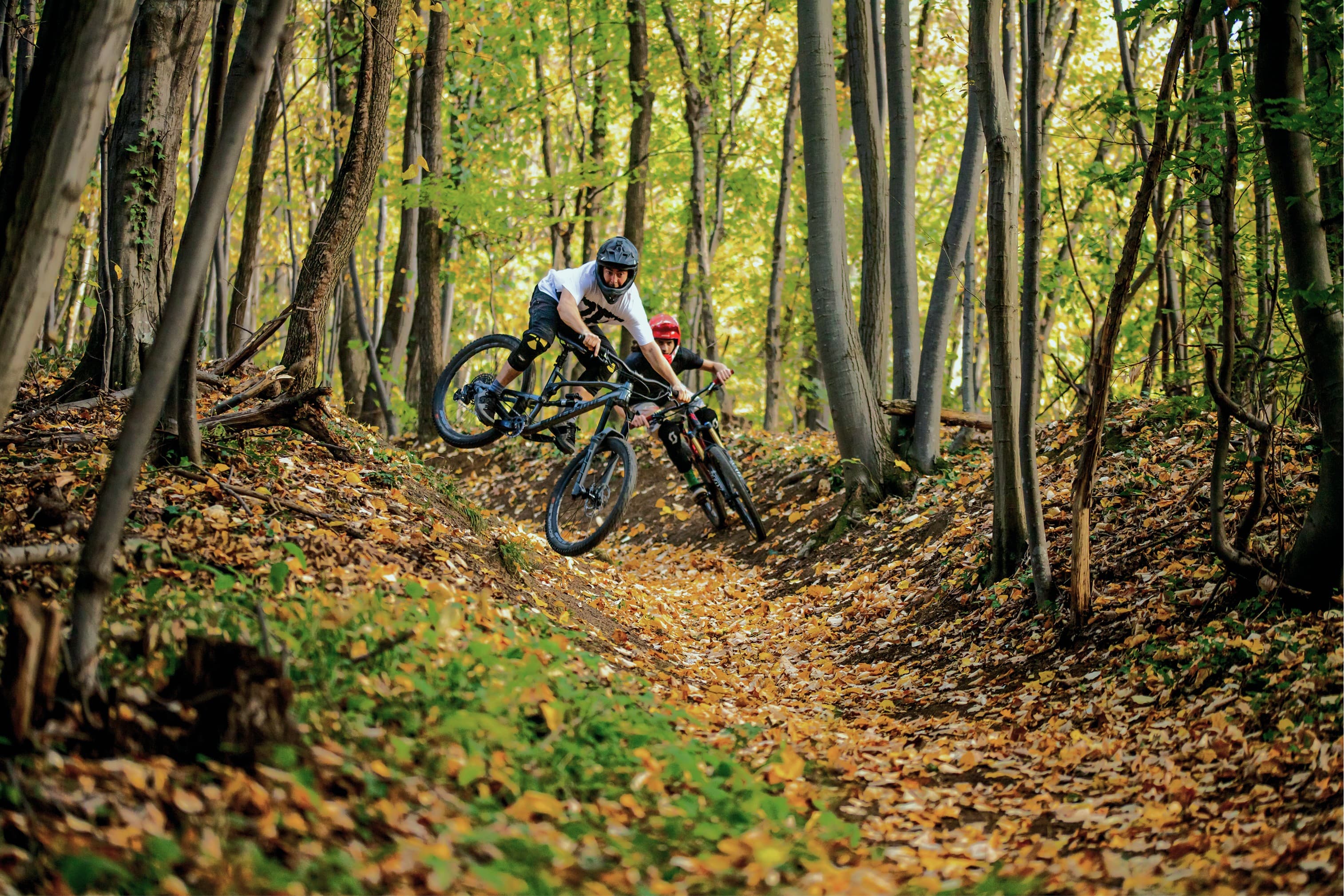 Bike Park Rakovac — vožnja kroz šumu